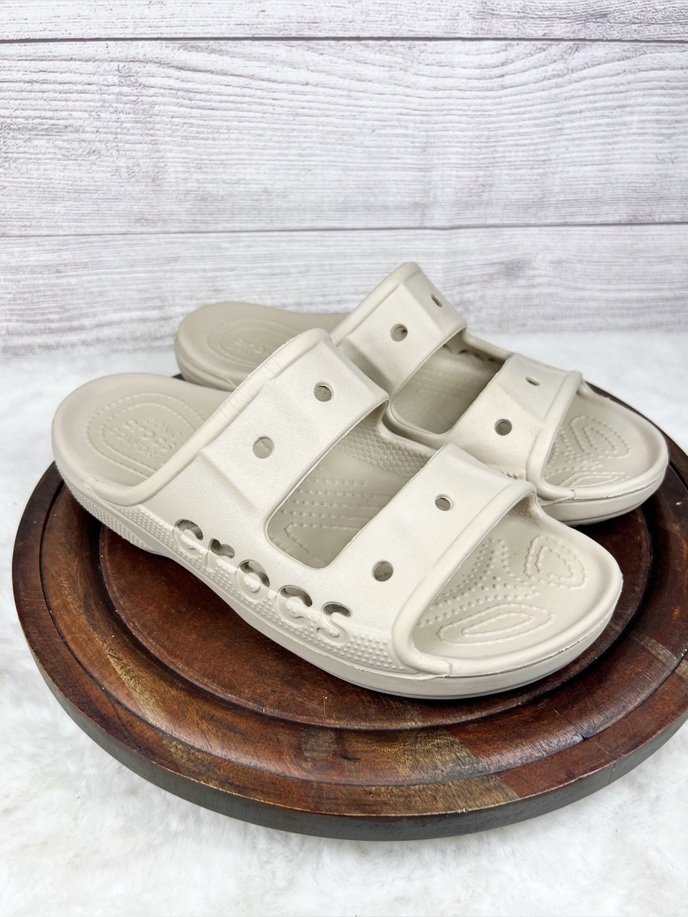 Crocs Baya Iconic Comfort Beige Tan Waterproof Sandals Unisex Size 7M 9W Shoes
